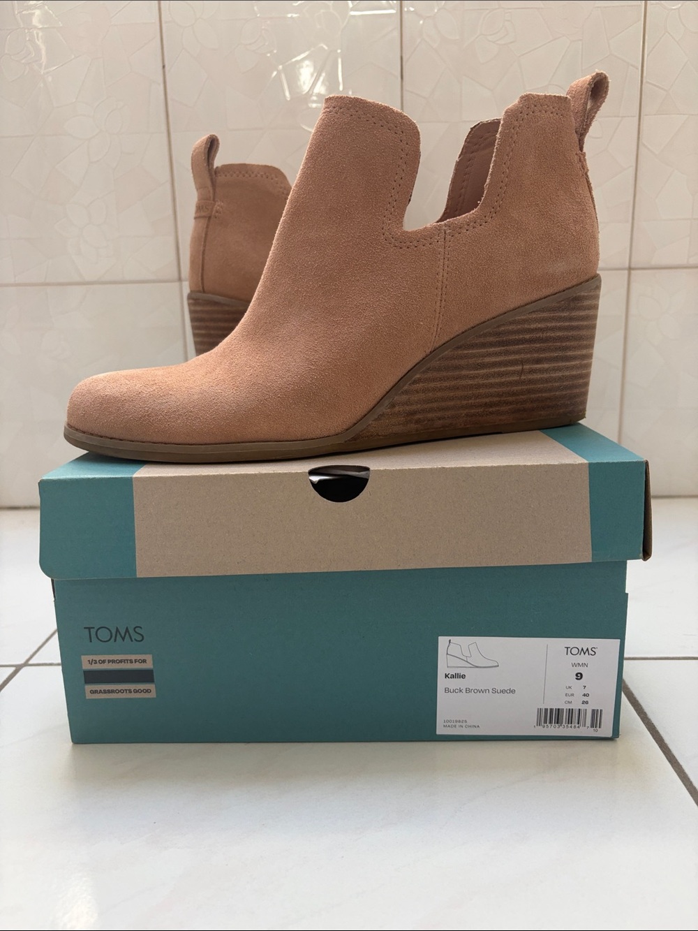 Toms Kallie Suede Wedge Bootie in Dusty Pink